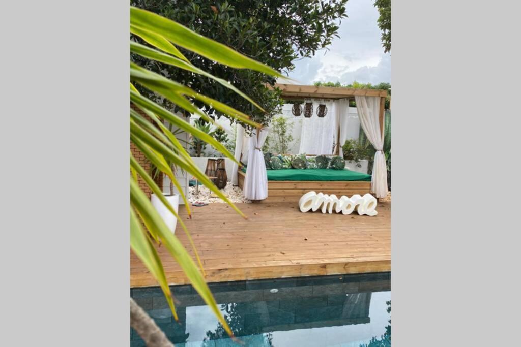 La Caze Amoremieve Pour Un Sejour Cozy A St Pierre Saint Pierre Exteriér fotografie